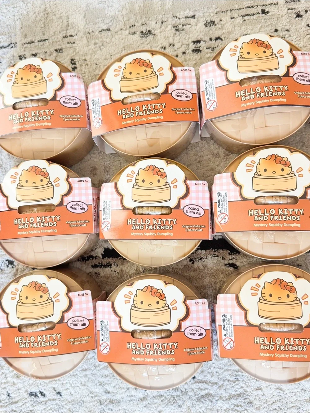 🎀 Hello Kitty Baked Bun Mystery Squishy Dumpling 🥖